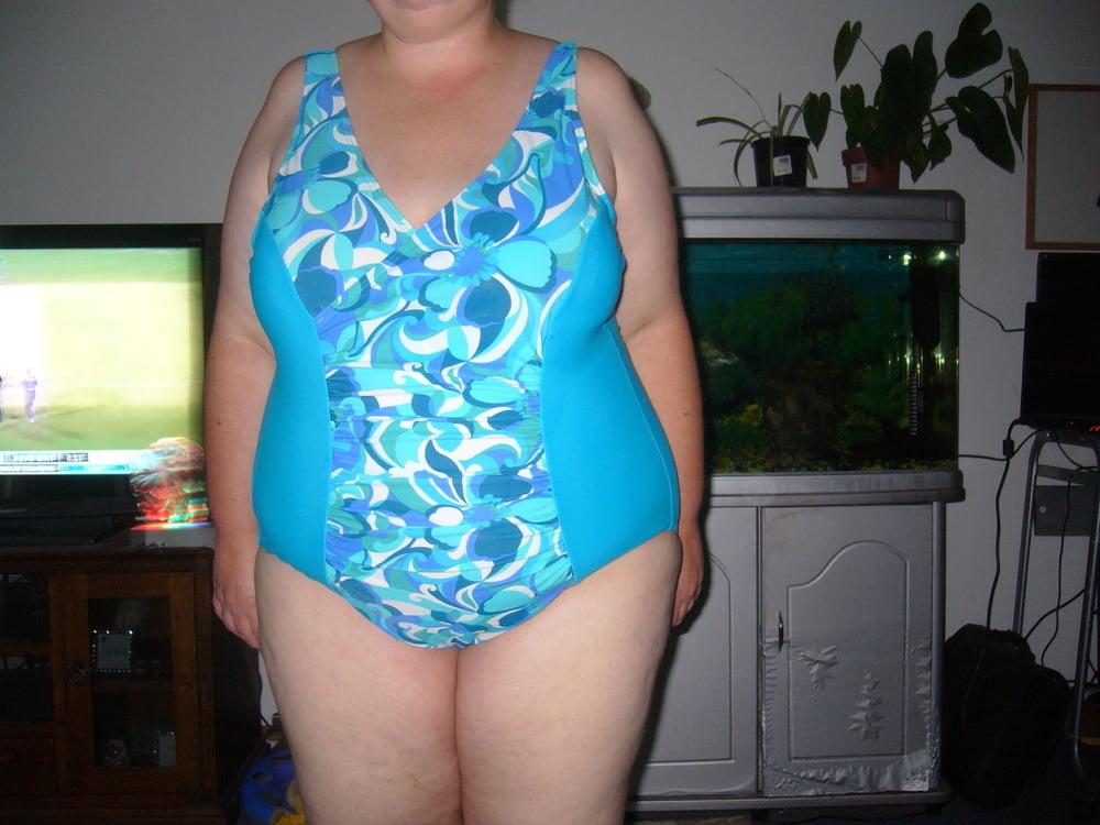24P fatpig in  her swimwear