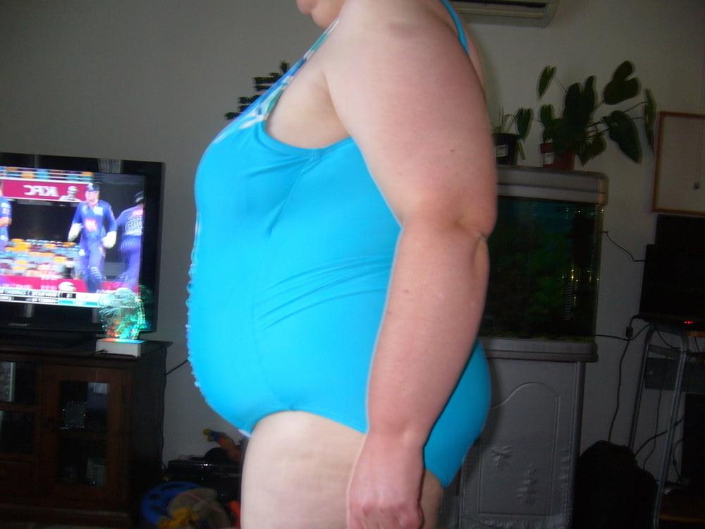 24P fatpig in  her swimwear