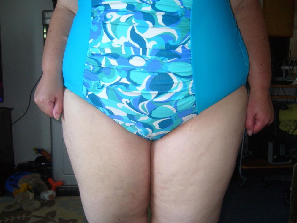 24P fatpig in  her swimwear