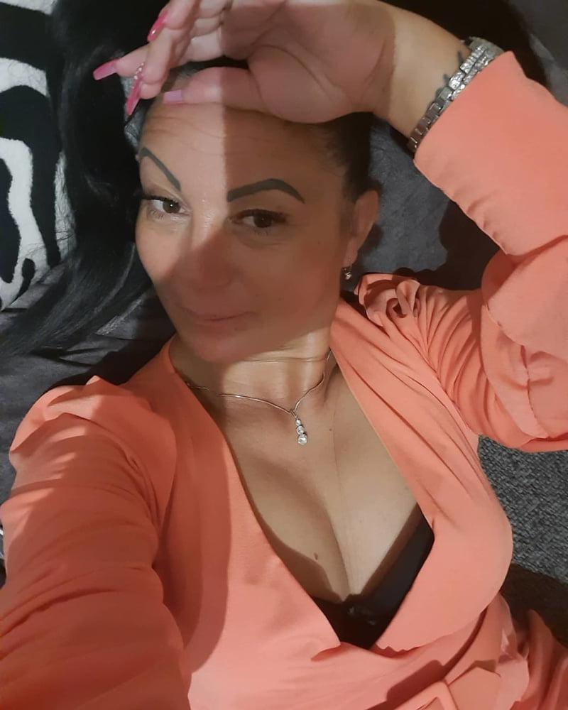 25P Serbian hot slut mature beautiful ass Slavica Mijailovic
