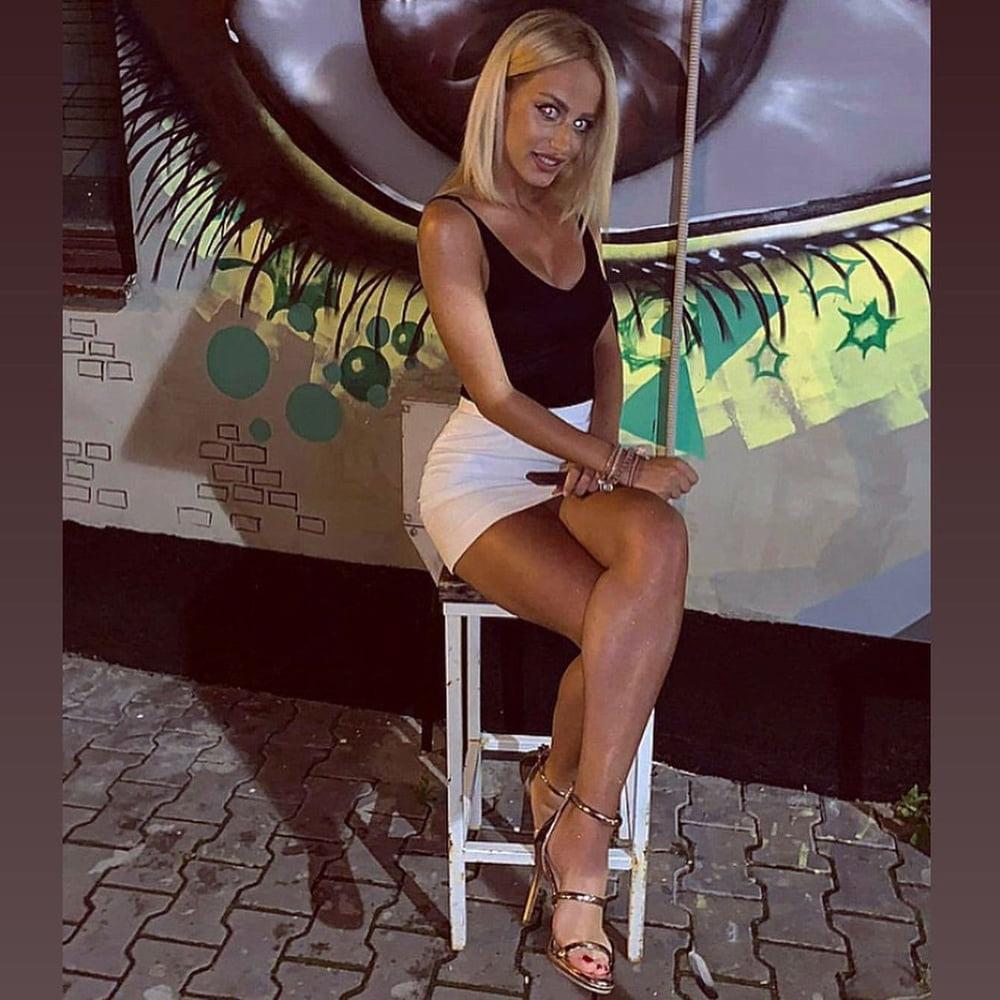 25P Serbian hot skinny blonde whore girl Ana Stojilkovic