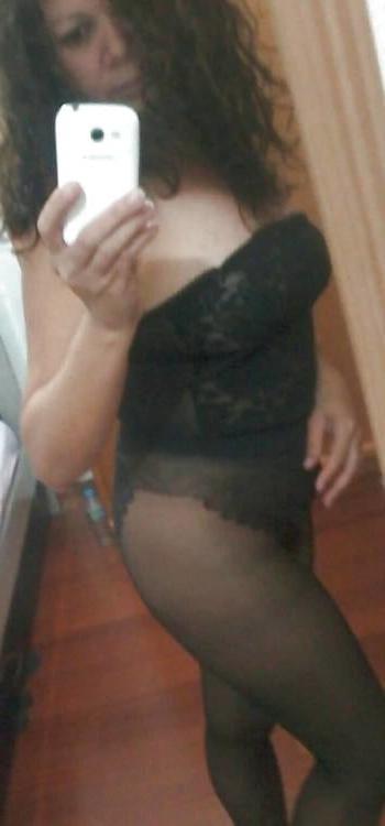 25P So many pantyhose sluts to mark with my cum!