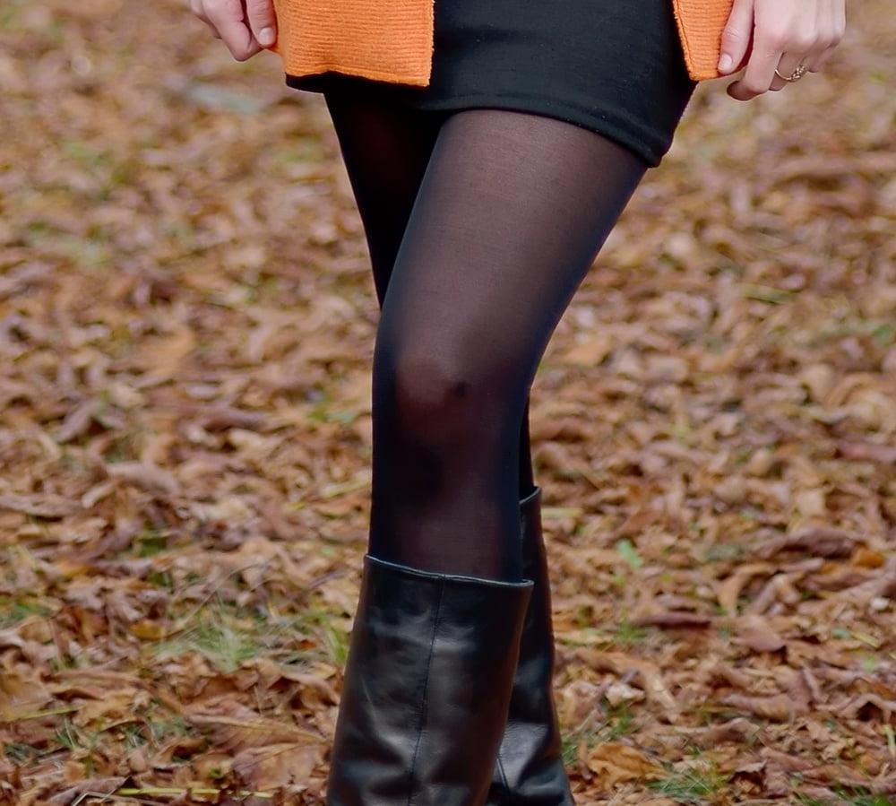 23P Russian Slags in Pantyhose - Pantyhosed Friends