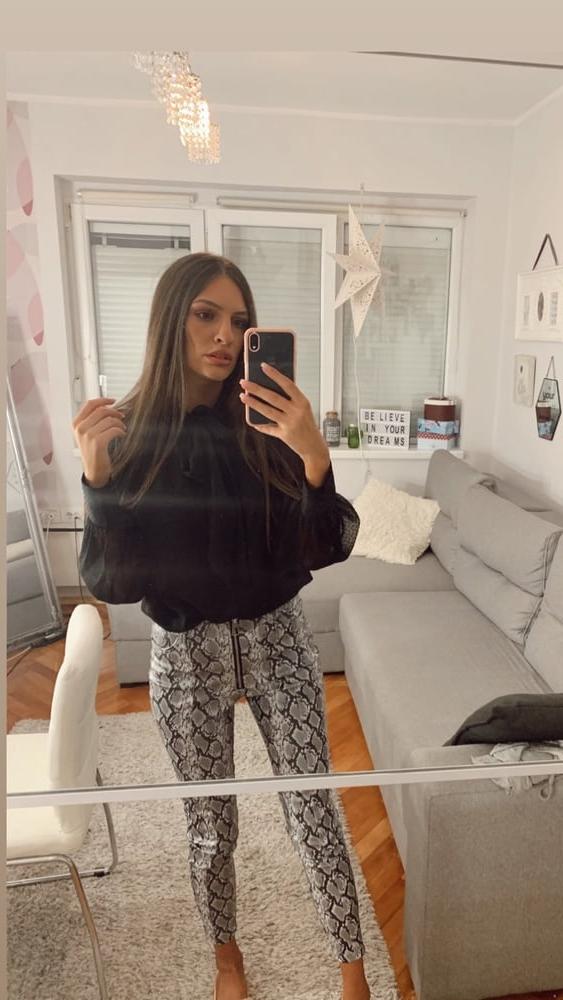 25P Serbian hot-Strajinovic starija droljica za perverzne