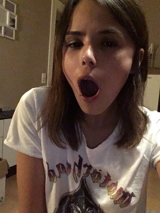 15P Exposed Denise aka Sub_piggy26