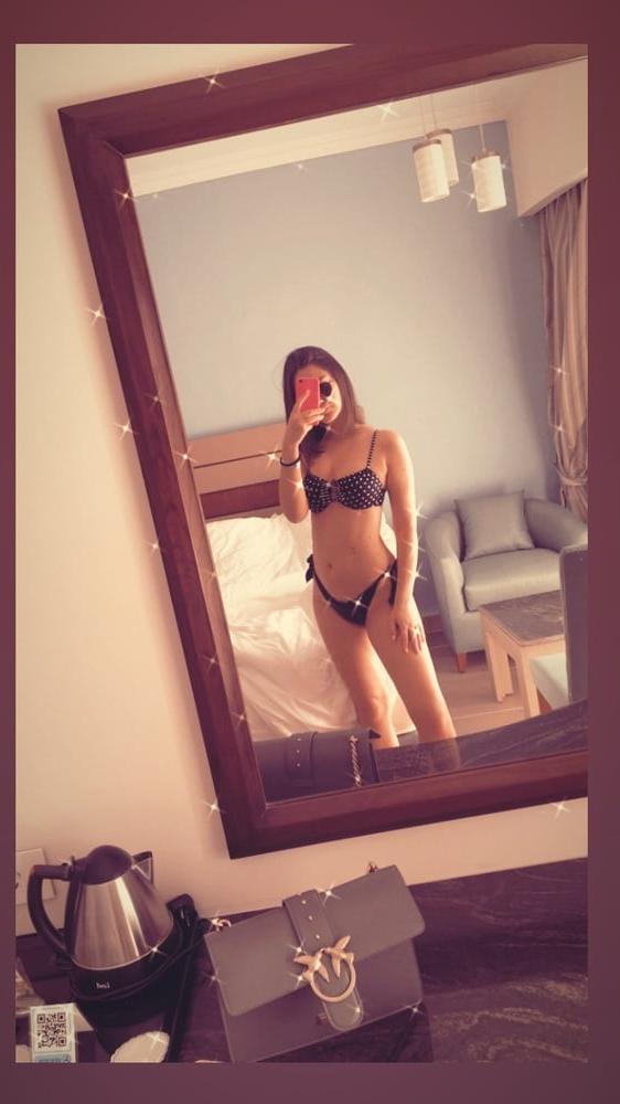 25P Serbian hot-Strajinovic mladja droljica za perverzne komenta