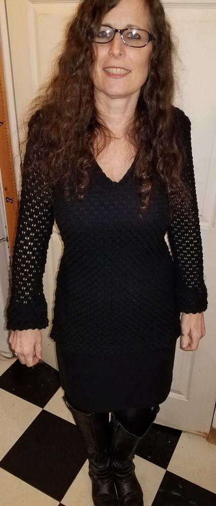 25P Busty milf