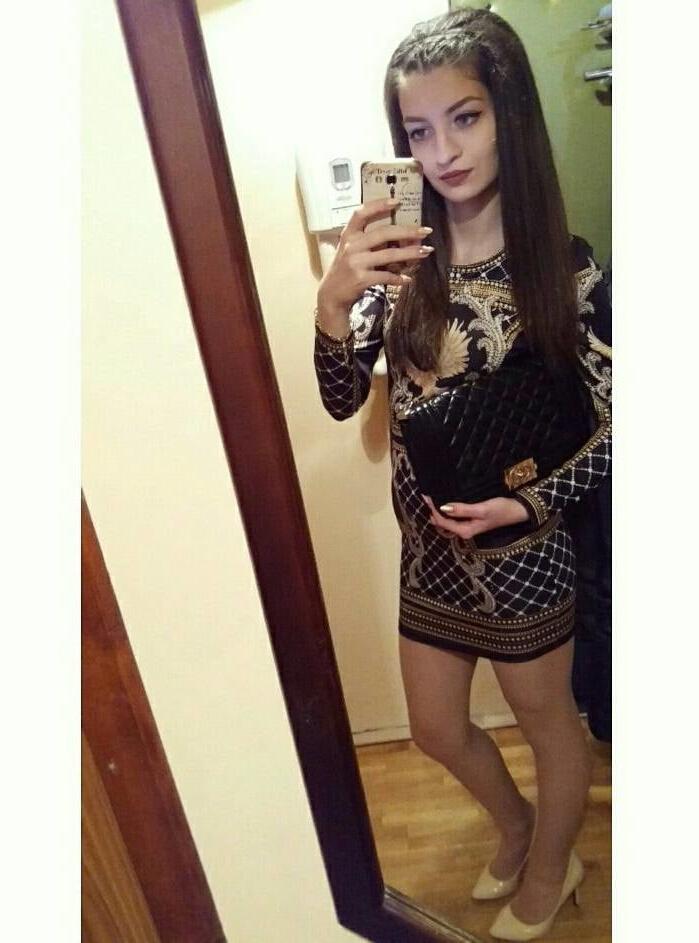 25P sexy females in tights pantyhose nylons 116