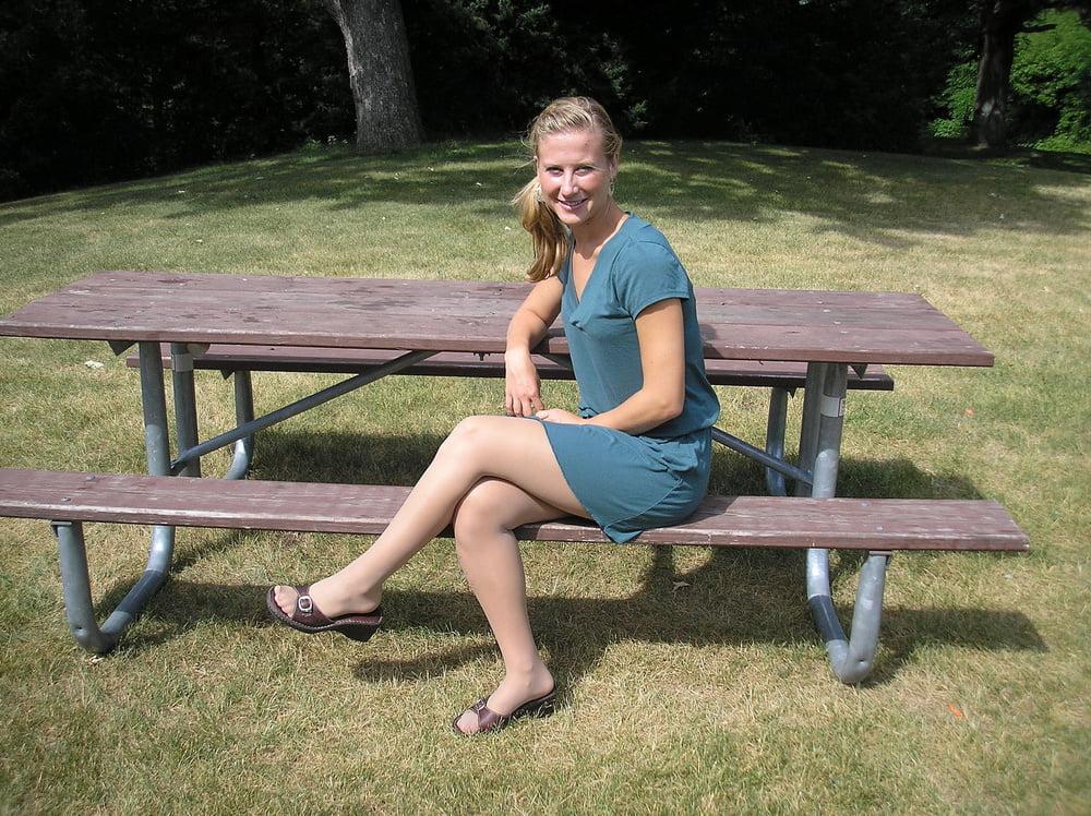 17P sexy ladies in pantyhose 4