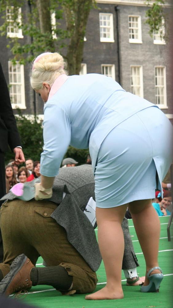 17P sexy ladies in pantyhose 4