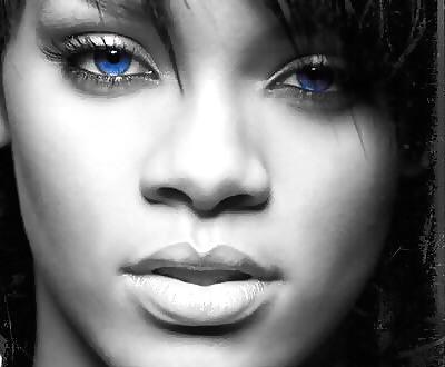 25P Beautiful Blue Eyes by TROC