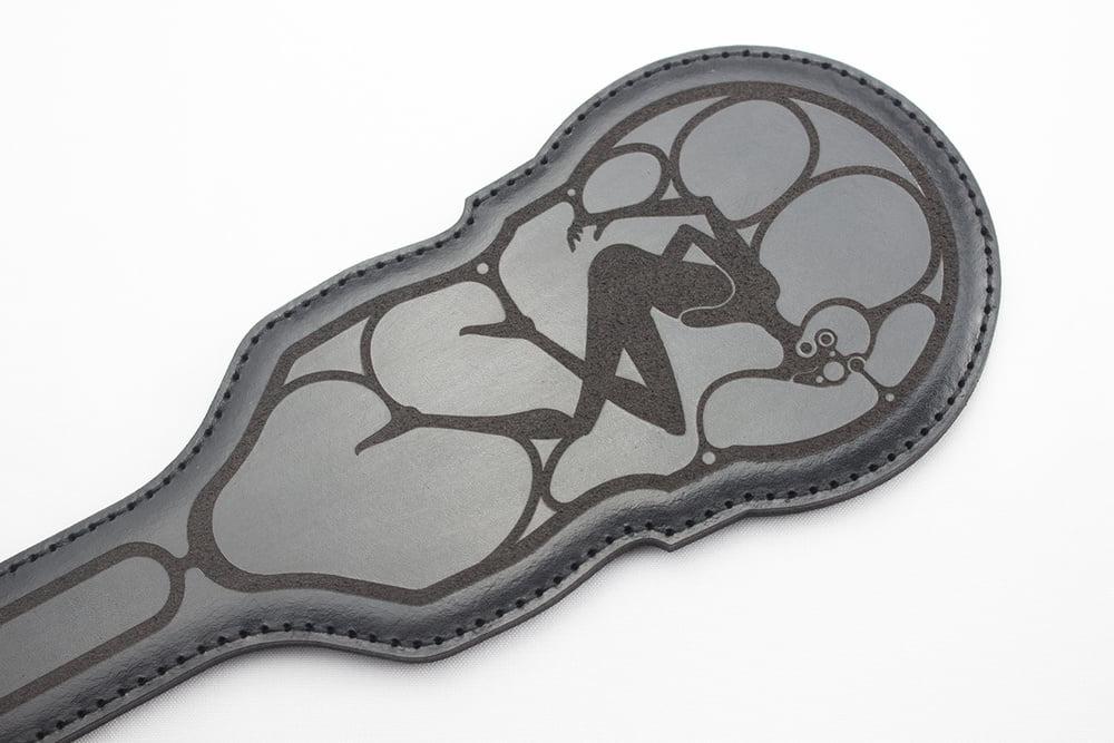 16P Black Paddles