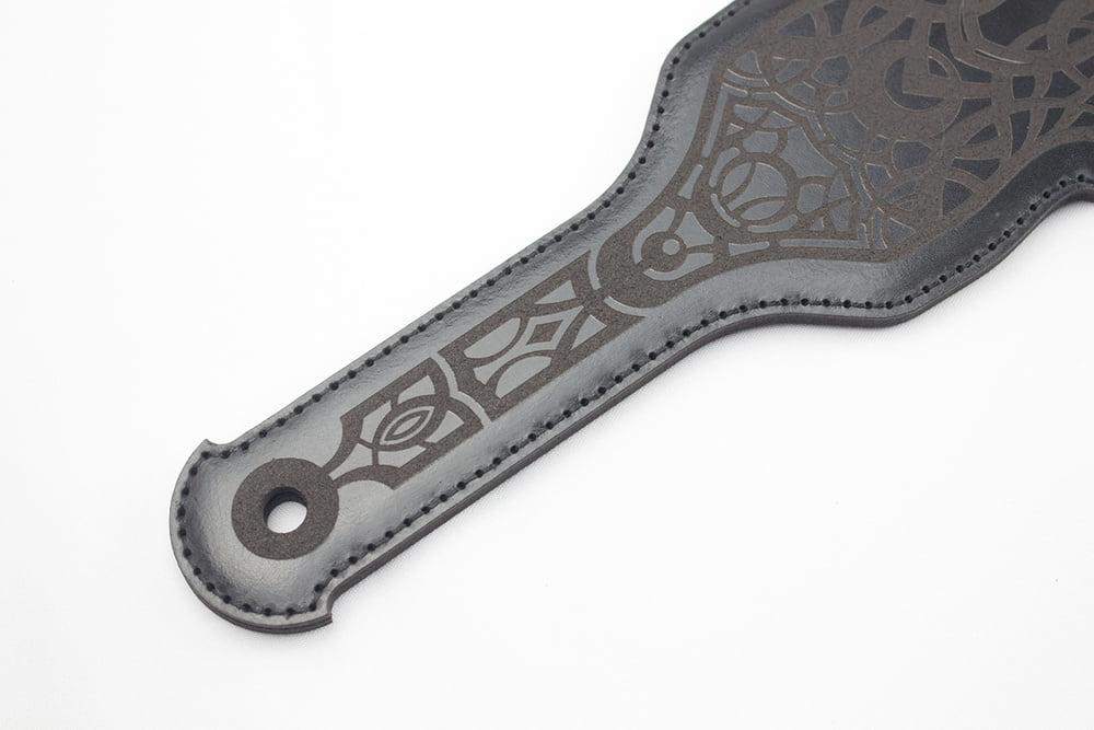 16P Black Paddles