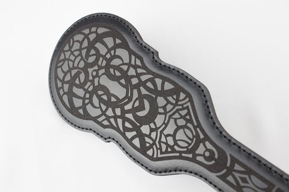 16P Black Paddles