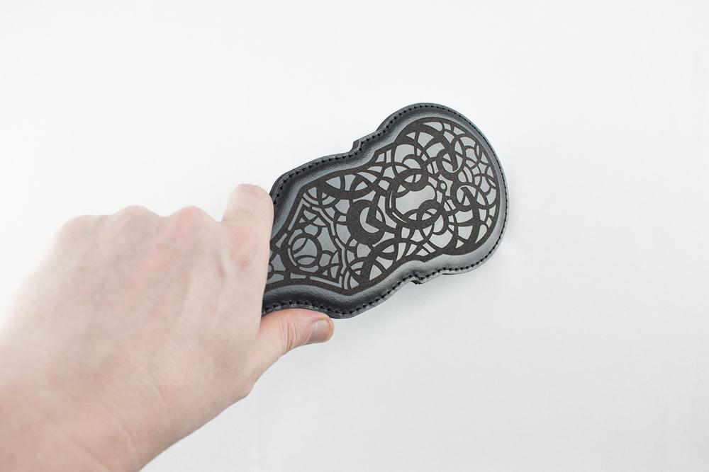 16P Black Paddles