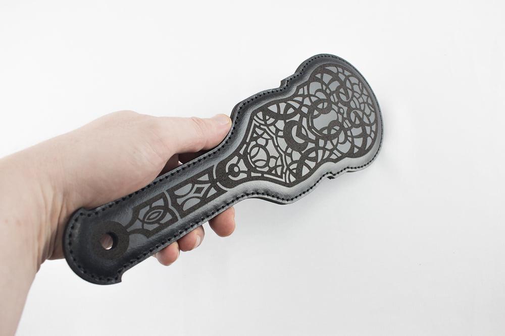 16P Black Paddles