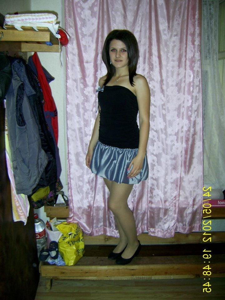 25P sexy females in tights pantyhose nylons 115
