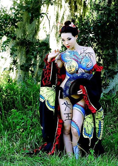 25P Body Painting