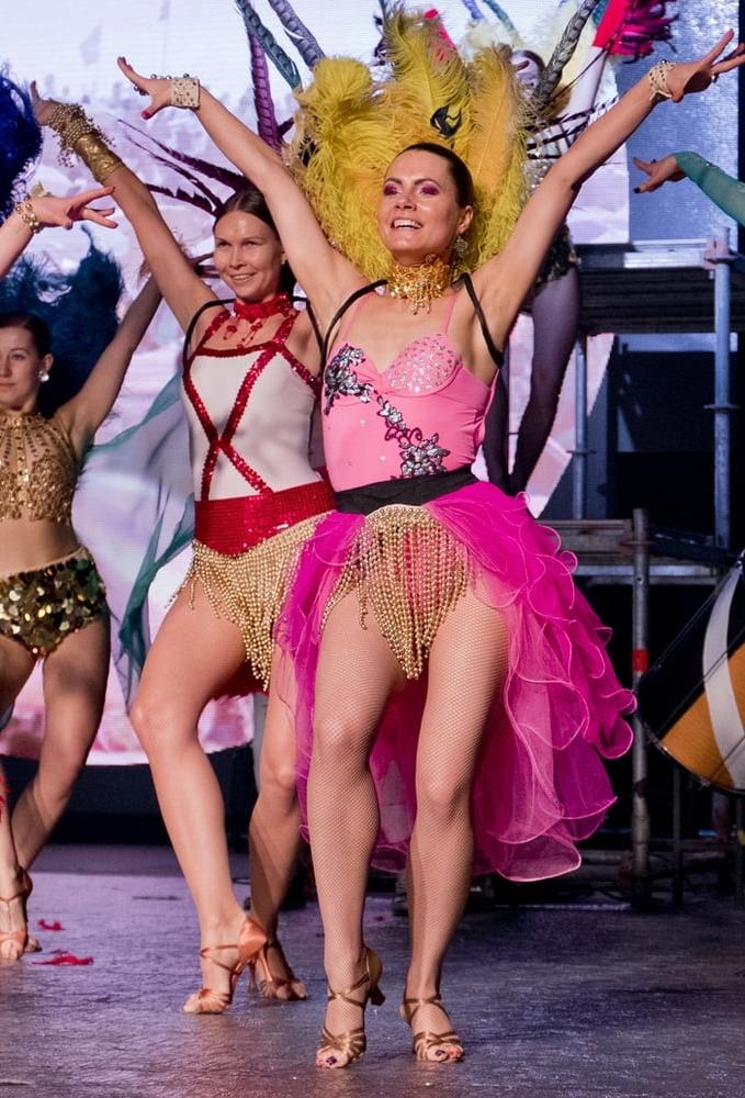 25P Show Dance Pantyhose