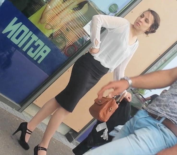 25P hot mom with high heels tight dress vpl busted me