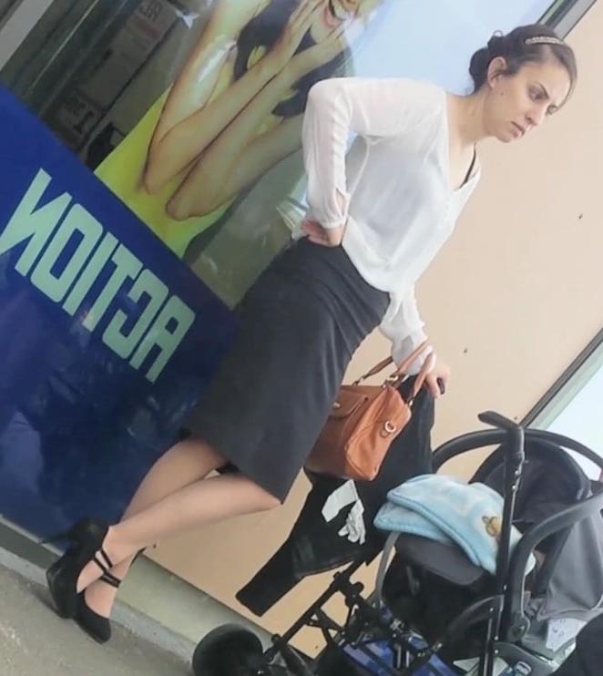 25P hot mom with high heels tight dress vpl busted me