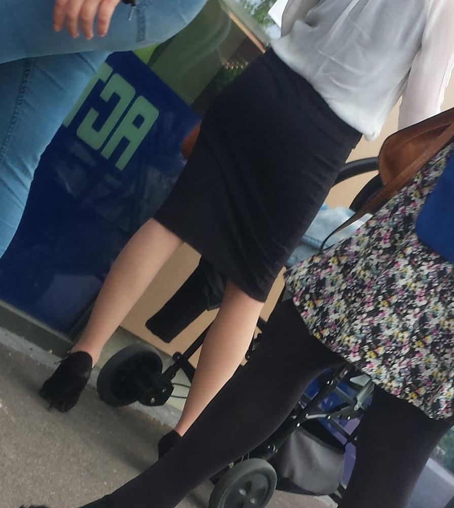 25P hot mom with high heels tight dress vpl busted me