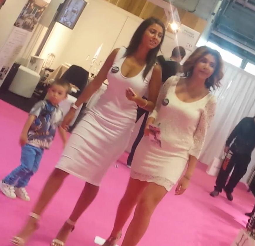 25P hot brunette white dress sexy ass high heels hot body