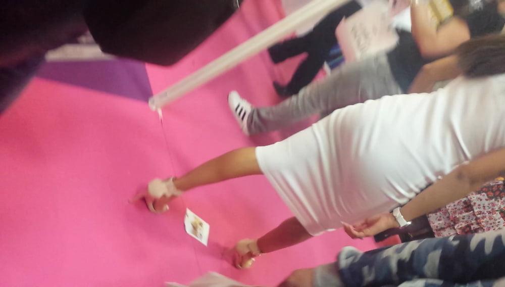 25P hot brunette white dress sexy ass high heels hot body