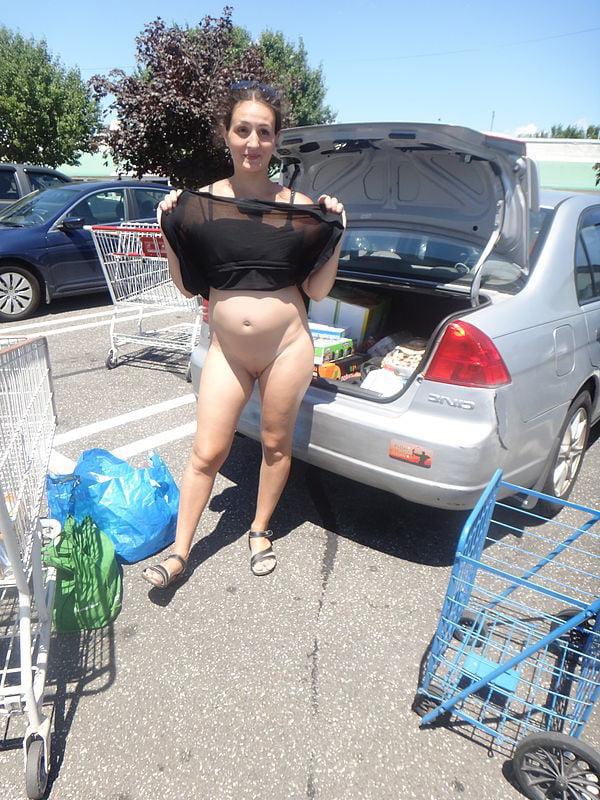 25P outdoor mature