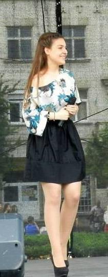 25P sexy females in tights pantyhose nylons 113