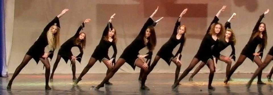 25P sexy females in tights pantyhose nylons 113