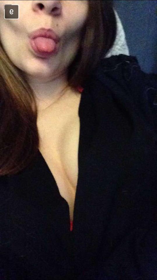 25P French snap slut