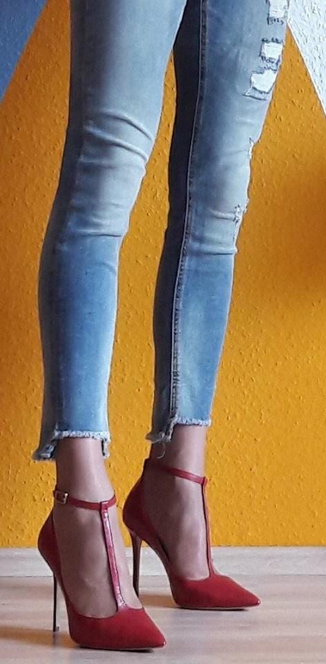 25P world of heels