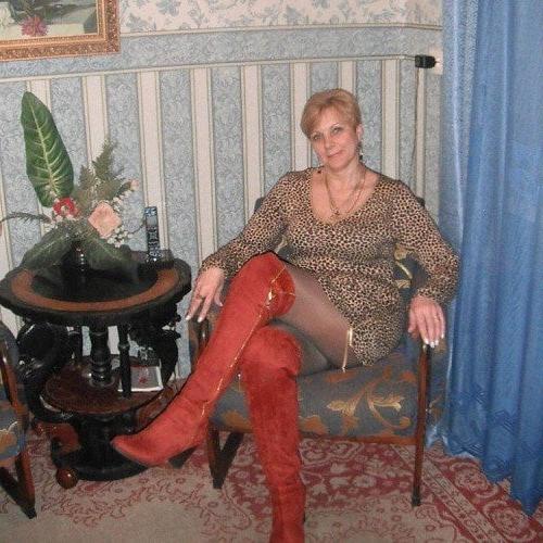 25P Grannies in Pantyhose