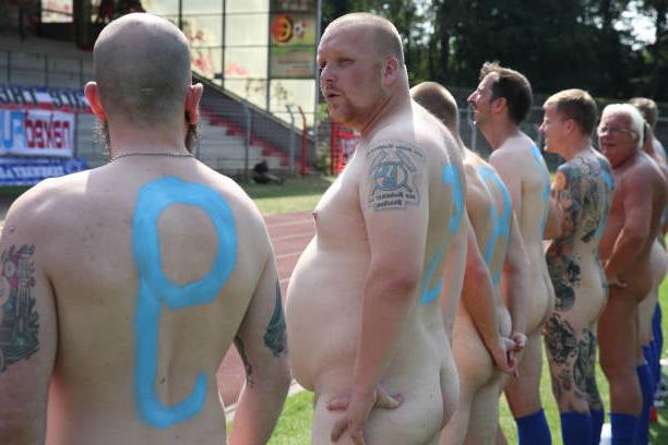 25P Naked football