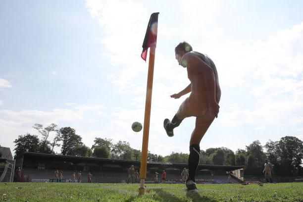 25P Naked football