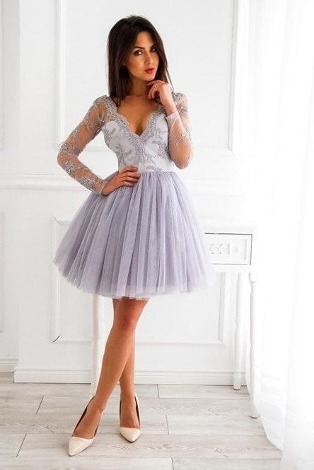15P This hot slut and her dress make me hard