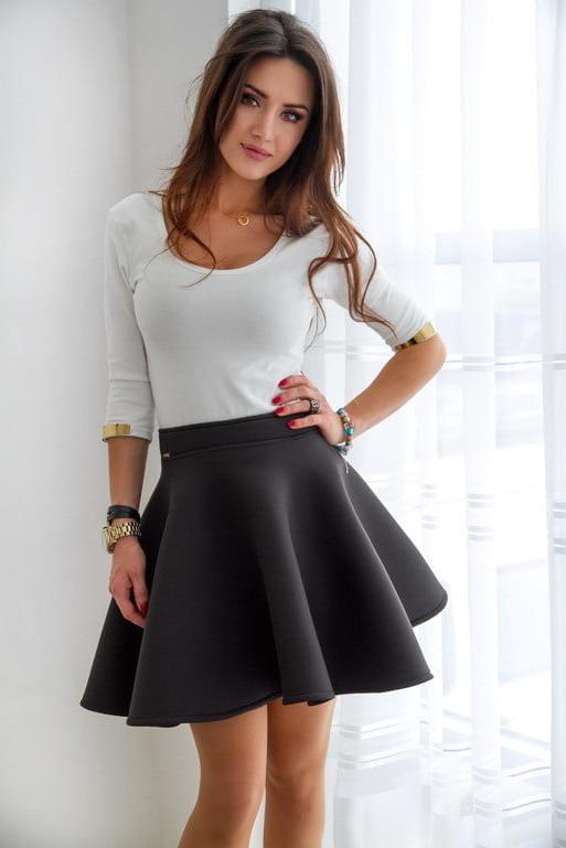15P This hot slut and her dress make me hard