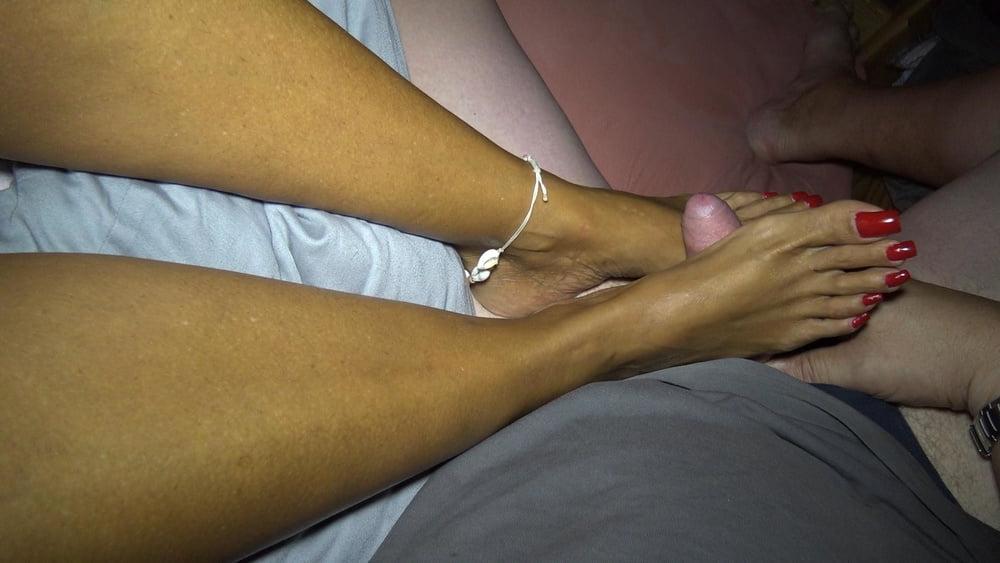 25P long toenails footjob