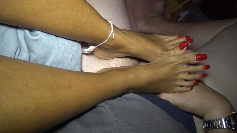 25P long toenails footjob