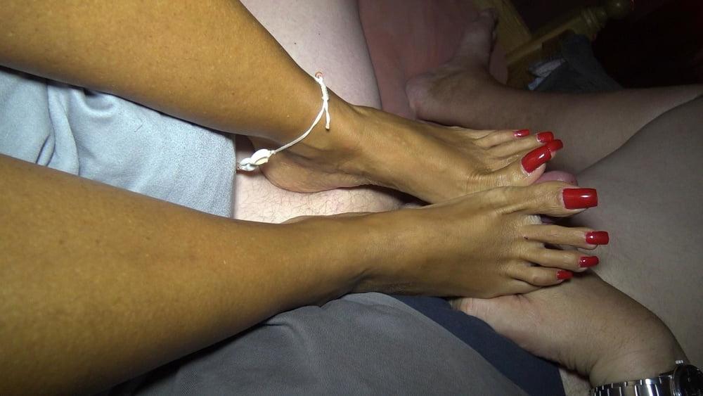 25P long toenails footjob