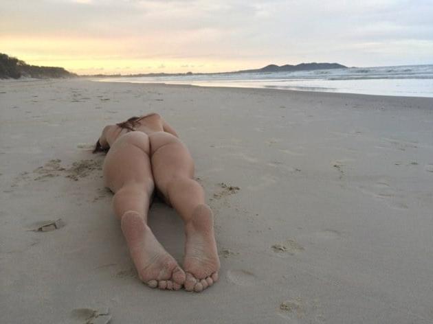 10P Amateur outdoor girl