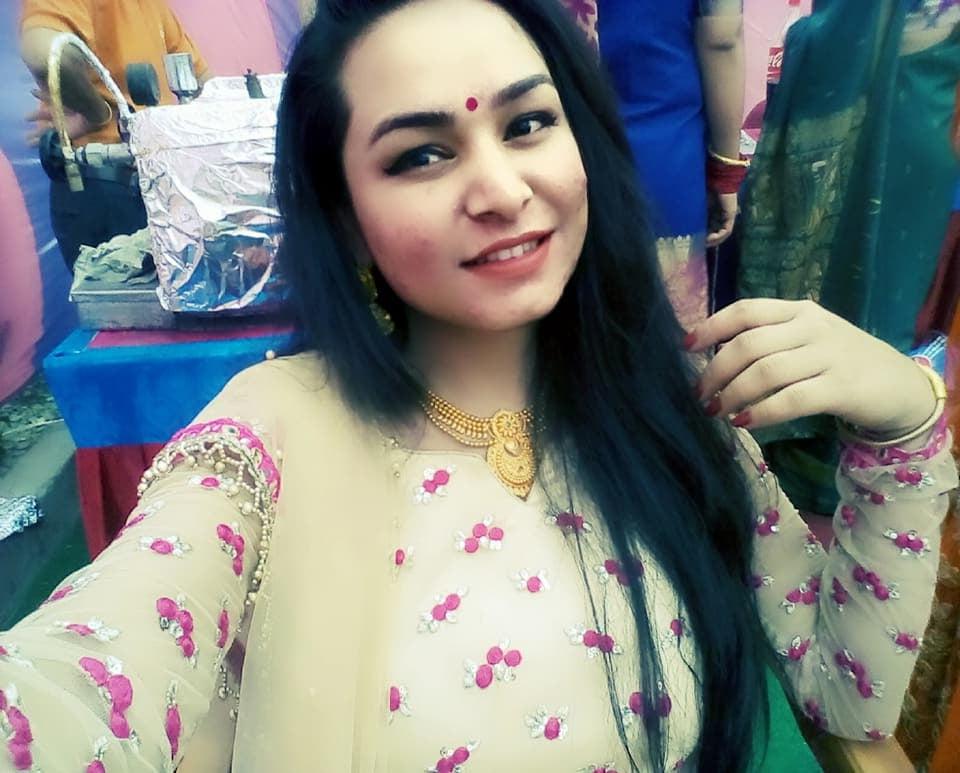 25P Chubby busty indian teen