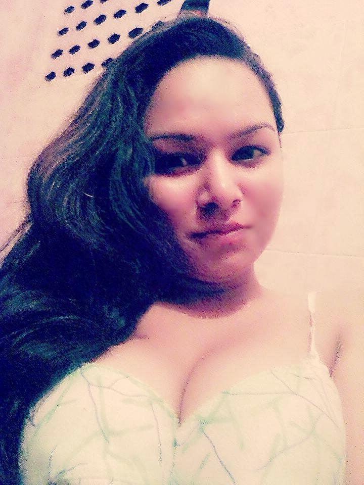 25P Chubby busty indian teen