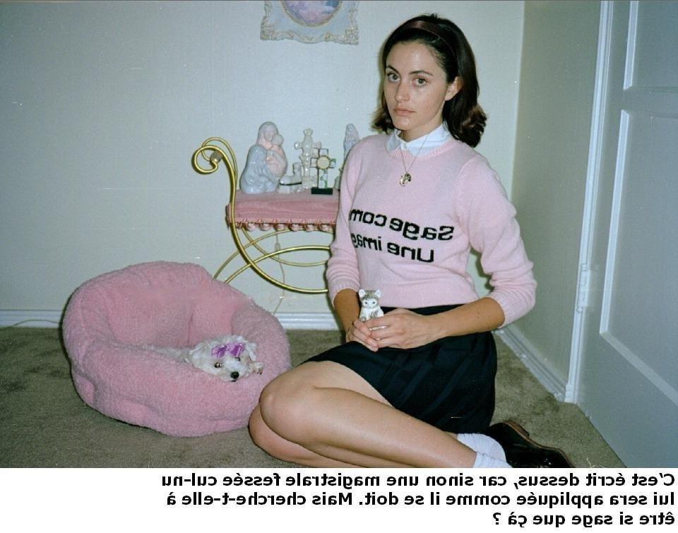 12P French captions  spankable shorts