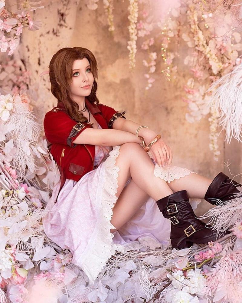 25P Helly cosplay cute girl
