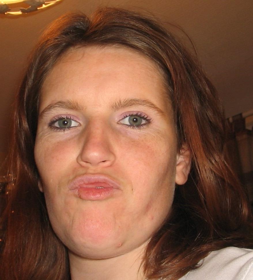 15P FRENCH MILF WHORE FROM HAUTE SAVOIE LAURA 34