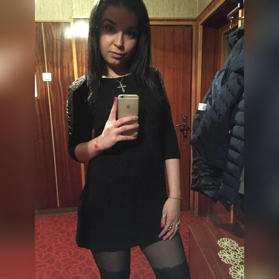 25P sexy females in tights pantyhose nylons 110