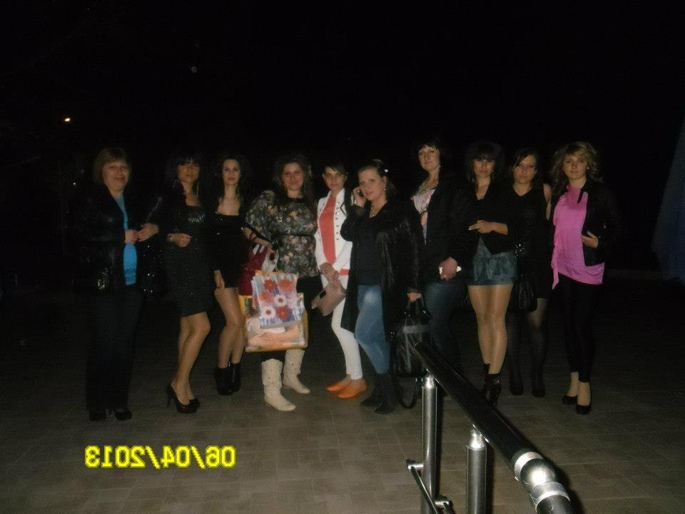 25P sexy females in tights pantyhose nylons 110