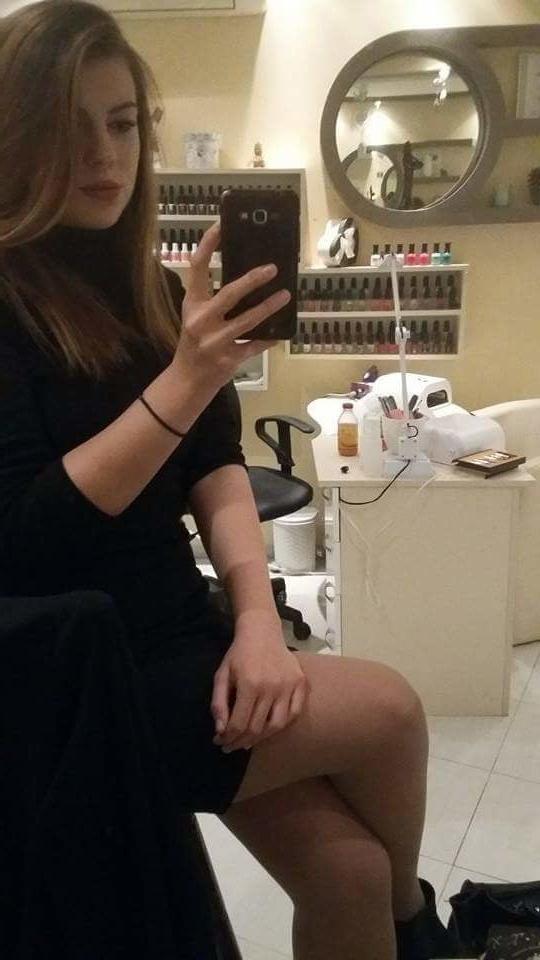 25P sexy females in tights pantyhose nylons 110